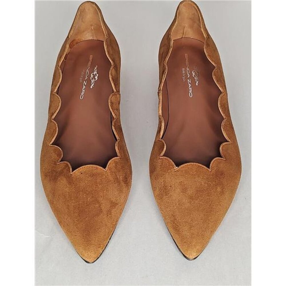 Brenda Zaro Women Scalloped Shaped Suede Flats Size 10.5